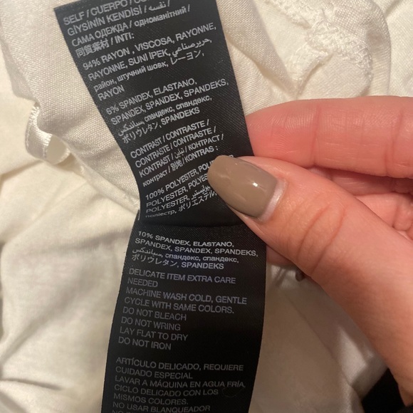 Chiffon overlay tank with gold chain trim - Picture 3 of 4